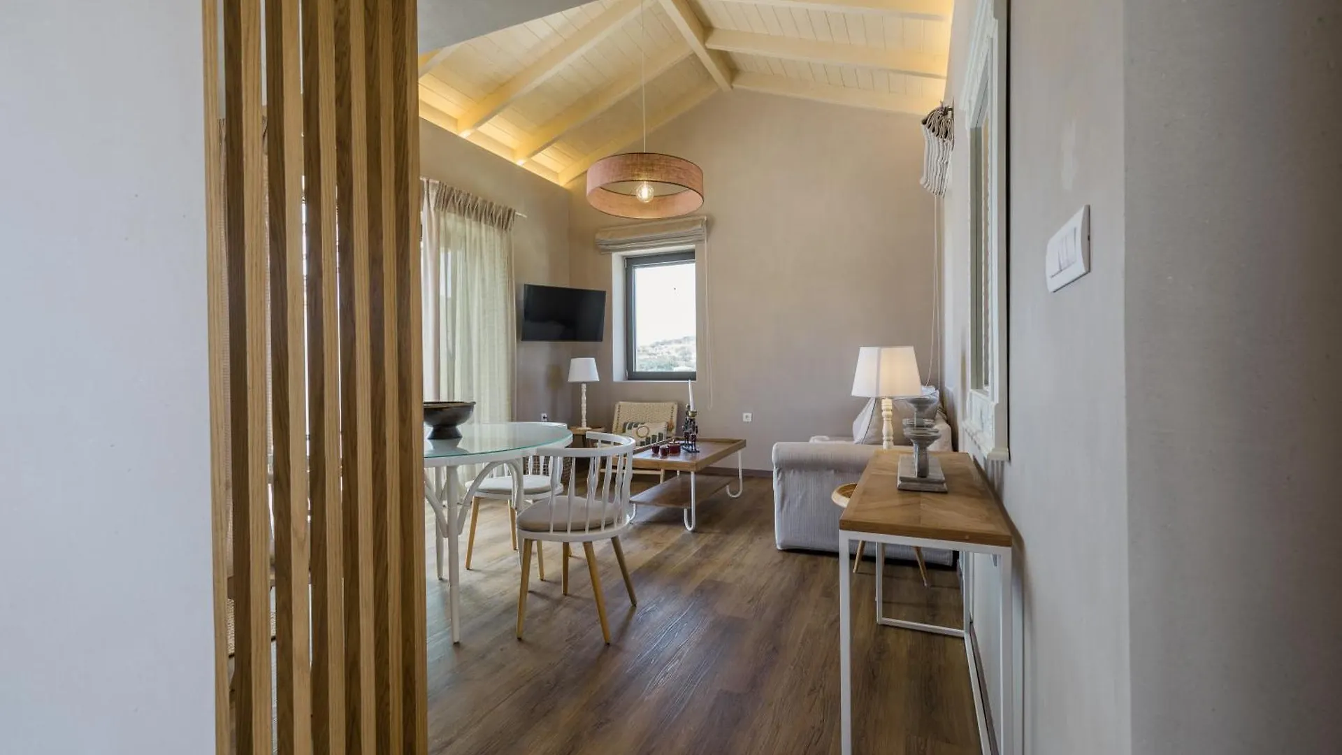 Zeus Luxury Villas - Villa Poseidon スパルティア ロッジ
