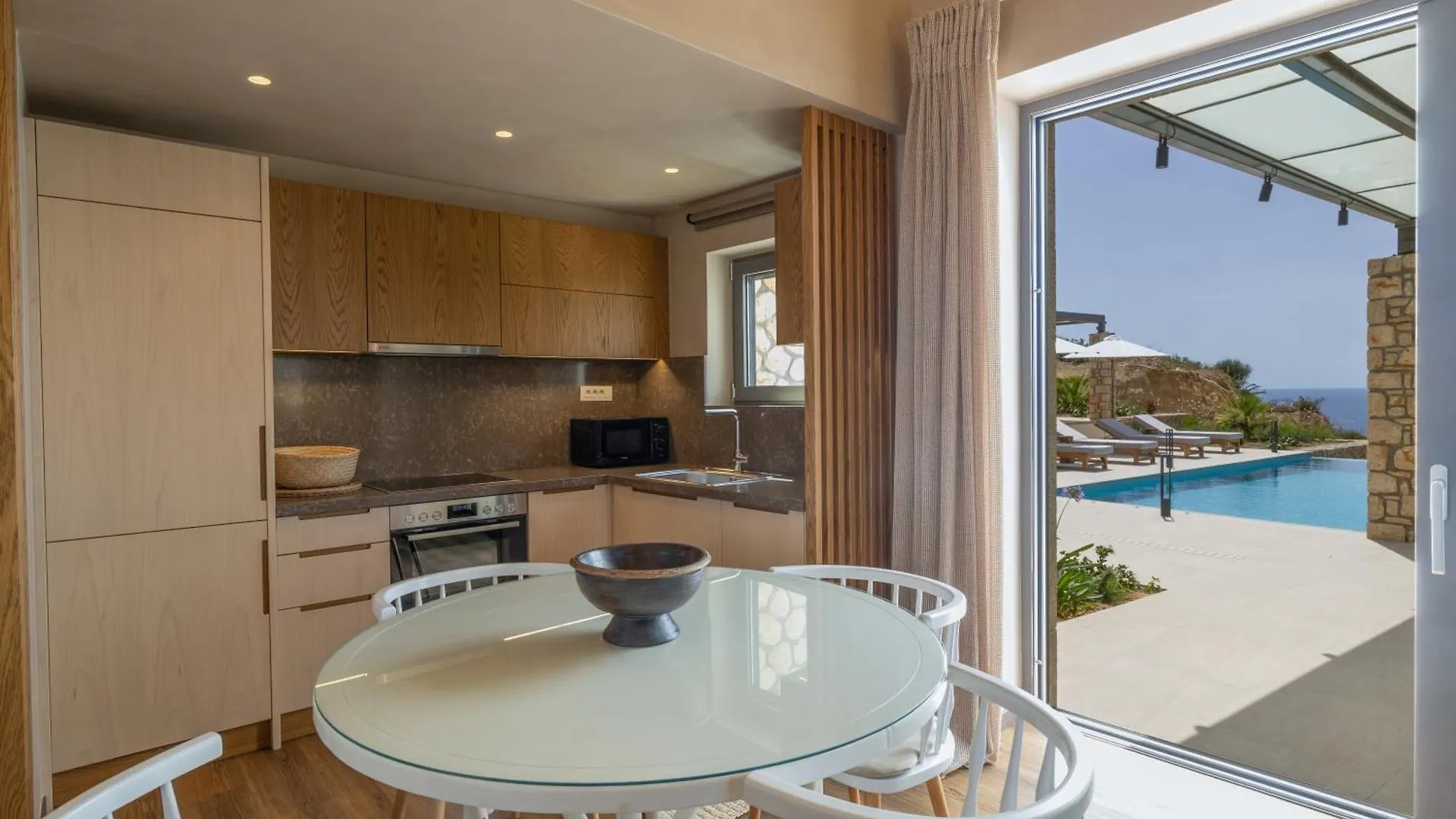 Zeus Luxury Villas - Villa Poseidon スパルティア 0*,
